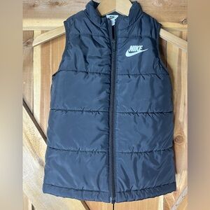 Nike Kids Large 7 (6-7years) Black Puffer Vest zipper